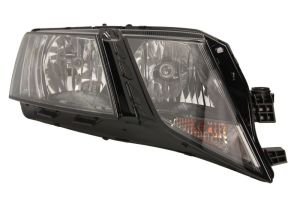 Reflektor świateł przednich 711451000250