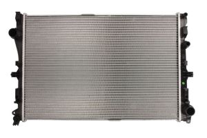 Chłodnica silnika NRF 50040
