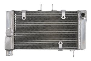 Chłodnica silnika RAD-652