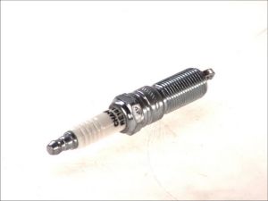 Świeca zapłonowa RE14MCC4        E570