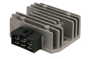 Regulator napięcia alternatora DZE02065