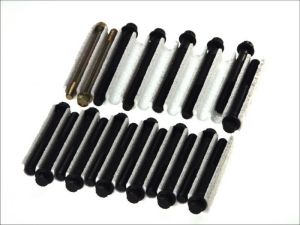 Zestaw śrub głowicy cylindrów AMC258517