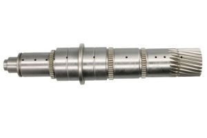 Wałek główny przekładni manualnej 95535371