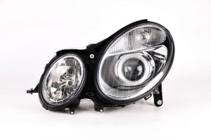 Reflektor świateł przednich 440-1126L-LDHEM