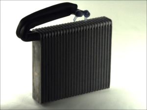 Parownik klimatyzacji KTT150006