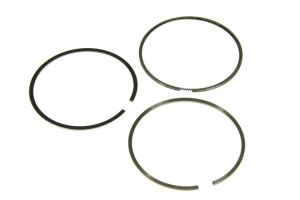 Zestaw pierścieni tłoka 640 57 N0
