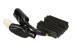 Regulator napięcia alternatora RGU-181