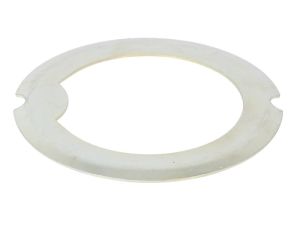 Blaszka zabezpieczająca nakrętki półosi AUG56580