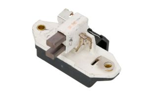 Regulator napięcia alternatora CQ1010190