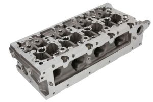 Głowica cylindra AMC908736