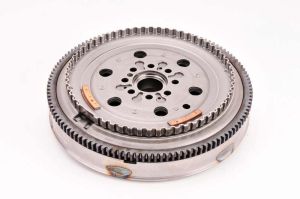 Koło zamachowe 415 0232 10