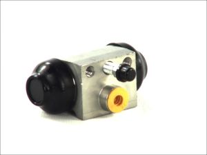 Cylinderek hamulcowy C5F019ABE