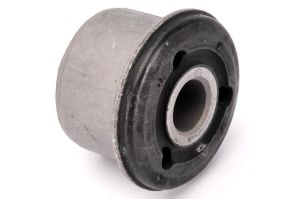 Silentblock wahacza JBU703