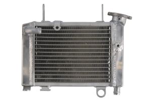 Chłodnica silnika RAD-645