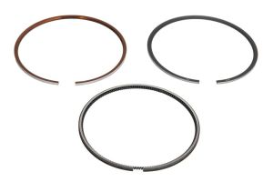 Zestaw pierścieni tłoka 800108210000