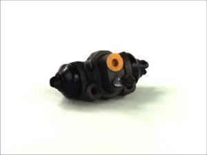 Cylinderek hamulcowy C53069ABE