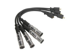 Zestaw przewodów zapłonowych 941318111327