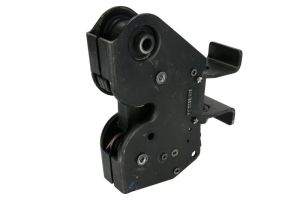 Zamykanie drzwi kabiny kierowcy FE105844