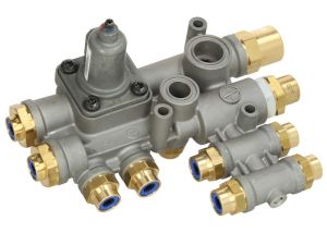 Zawór wielodrożny 461 513 003 0