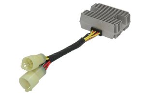 Regulator napięcia alternatora DZE02472