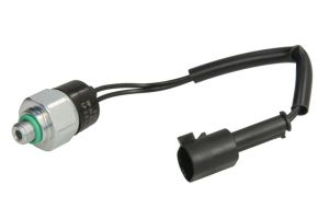 Wyłącznik ciśnieniowy klimatyzacji KTT130077