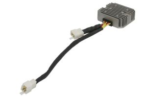 Regulator napięcia alternatora DZE02501