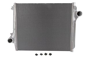 Chłodnica silnika RE4143 TTX