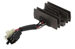 Regulator napięcia alternatora RGU-311