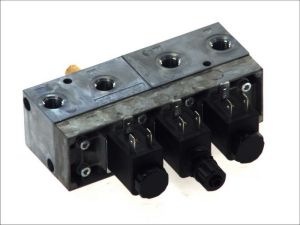 Zawór elektromagnetyczny 372 060 022 0