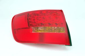 Lampa zespolonych świateł tylnych 446-1905L-UE