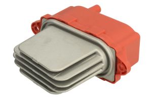 Regulator wentylatora nawiewu do wnętrza pojazdu HUCO132573