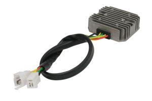 Regulator napięcia alternatora DZE02058