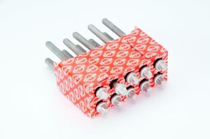 Zestaw śrub głowicy cylindrów EL820262