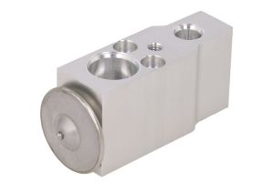 Zawór rozprężny klimatyzacji KTT140025