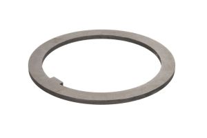 Blaszka zabezpieczająca nakrętki półosi AUG74682