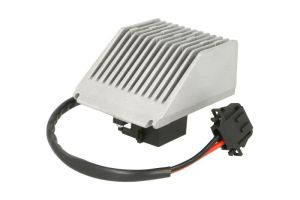 Regulator wentylatora nawiewu do wnętrza pojazdu DEW011TT