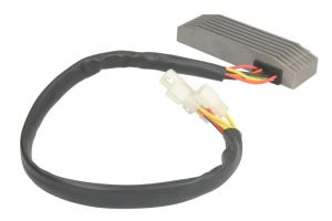 Regulator napięcia alternatora DZE02334