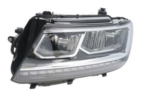 Reflektor świateł przednich 711451000257