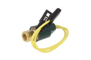 Wyłącznik ciśnieniowy klimatyzacji KTT130068