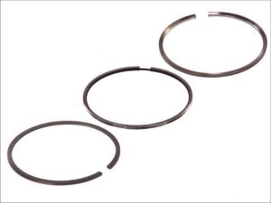 Zestaw pierścieni tłoka 800042210000