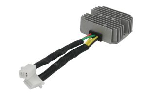 Regulator napięcia alternatora DZE02554