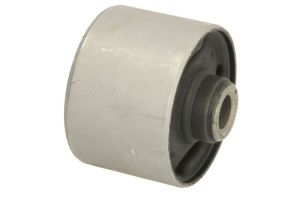 Silentblock zawieszenia drążka "Panhard" J50538OEM