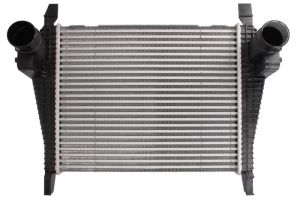 Chłodnica powietrza doładowującego CI 267 000P