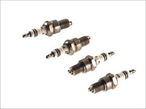 Świeca zapłonowa 0 242 235 909