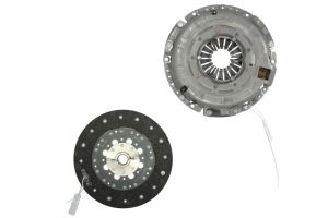 Zestaw sprzęgła VAL828472