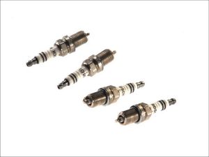 Świeca zapłonowa 0 242 235 913