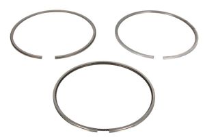 Zestaw pierścieni tłoka 002 77 N0