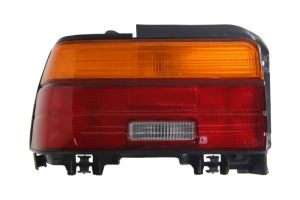 Lampa zespolonych świateł tylnych 212-1967L-AE