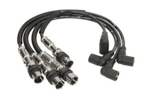 Zestaw przewodów zapłonowych 0 986 357 822