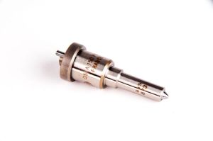 Wtryskiwacz 2 437 010 111